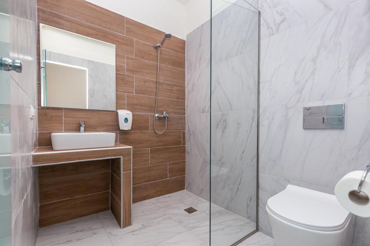 Aqua Luxury Suites By Estia Roda  Eksteriør billede