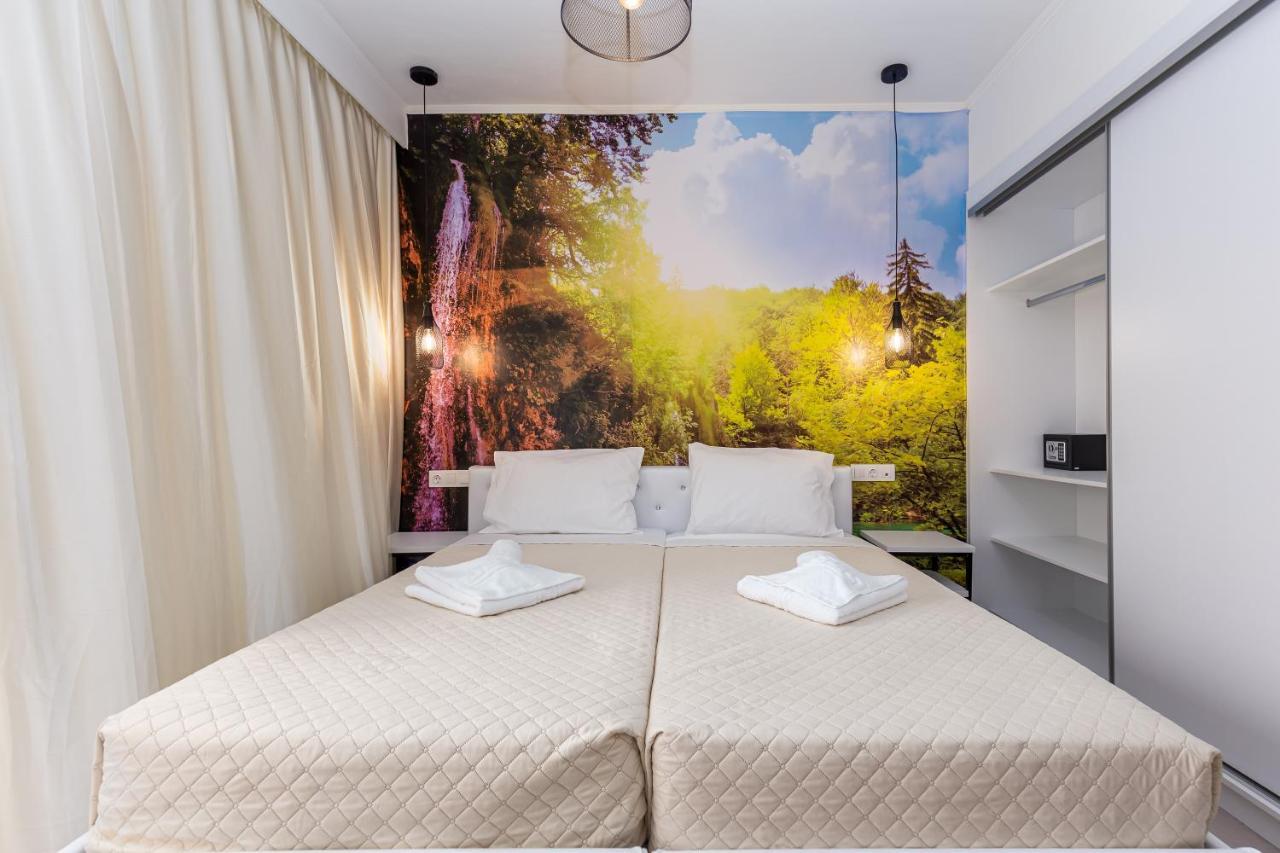 Aqua Luxury Suites By Estia Roda  Eksteriør billede