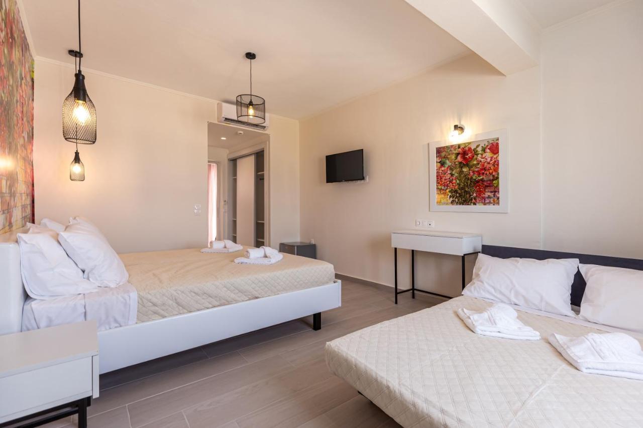 Aqua Luxury Suites By Estia Roda  Eksteriør billede