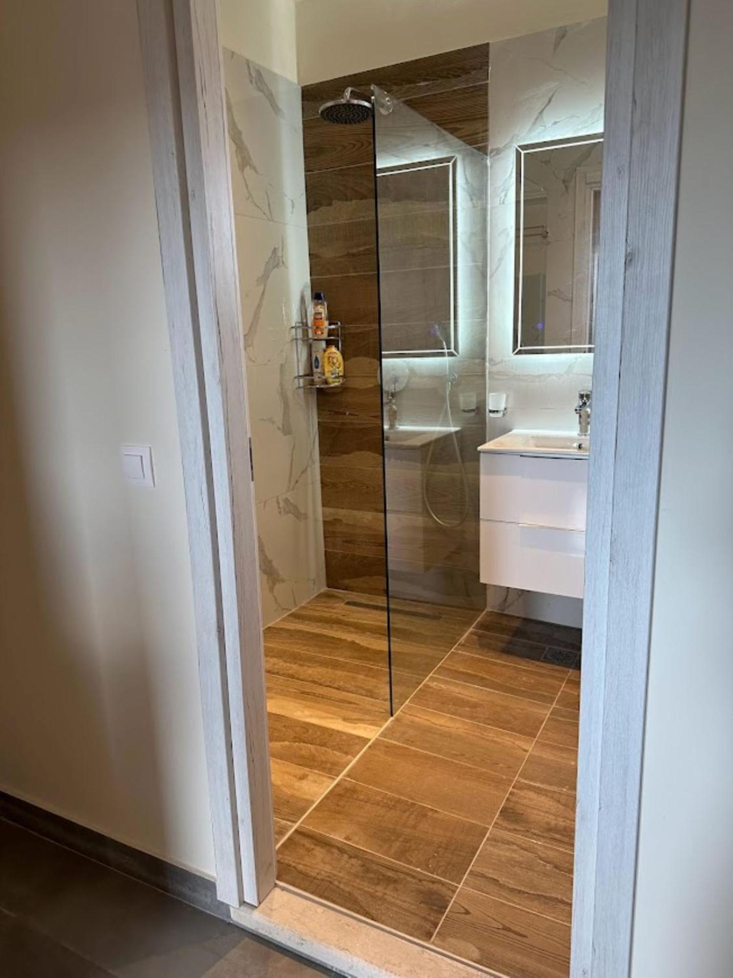 Aqua Luxury Suites By Estia Roda  Eksteriør billede