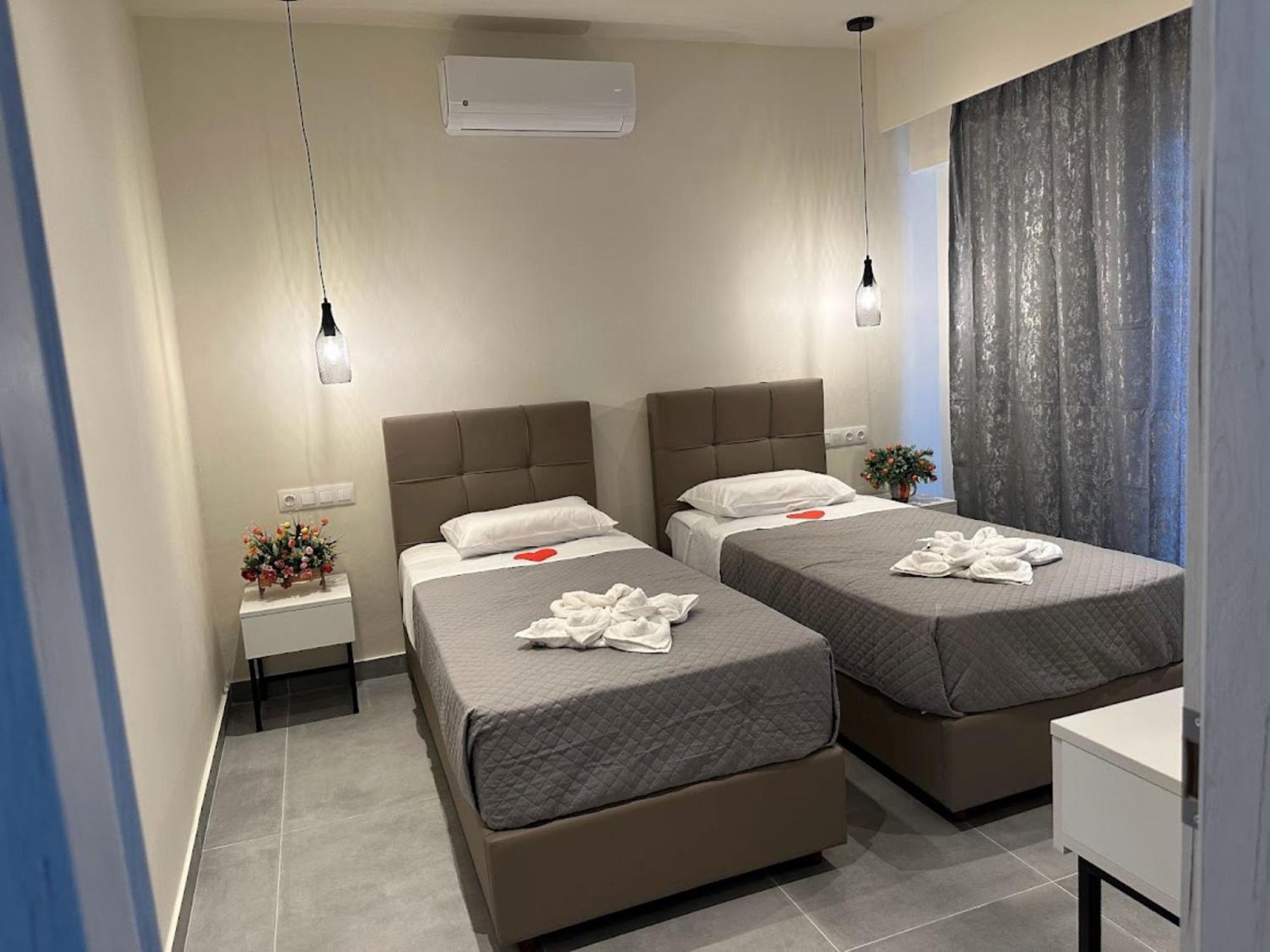 Aqua Luxury Suites By Estia Roda  Eksteriør billede